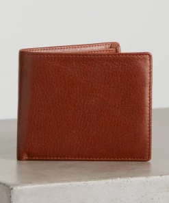 Oxford & Evergreen Overland RFID-Safe Argentine Leather Billfold Wallet, Brandy